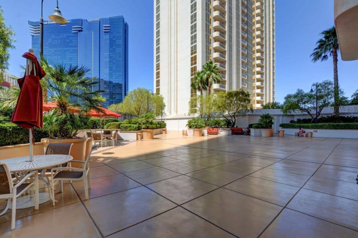 Mgm Signature-04-705 Strip View Balcony Studio ลาสเวกัส ภายนอก รูปภาพ